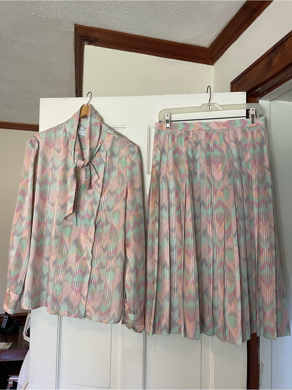 Evan Picone Pastel Set: Pleated Midi Skirt and Flowy Blouse